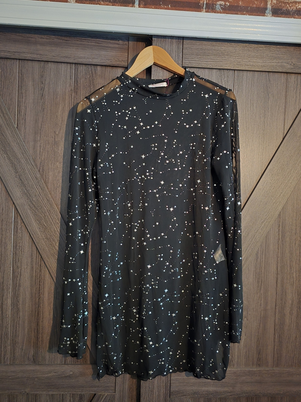 Black Star-Print Long Sleeve Dress